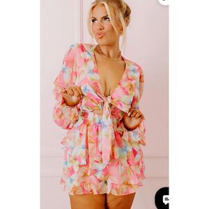 Luxxel Small tropical front tie romper pink sexy floral aloha sunset
